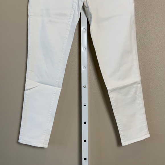 Mossimo Mid-Rise Denim Legging Crop Jeans - Picture 7 of 15